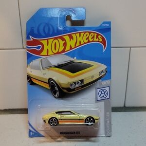 Hot Wheels Volkswagen SP2 10/10 119/250 Yellow Metallic
